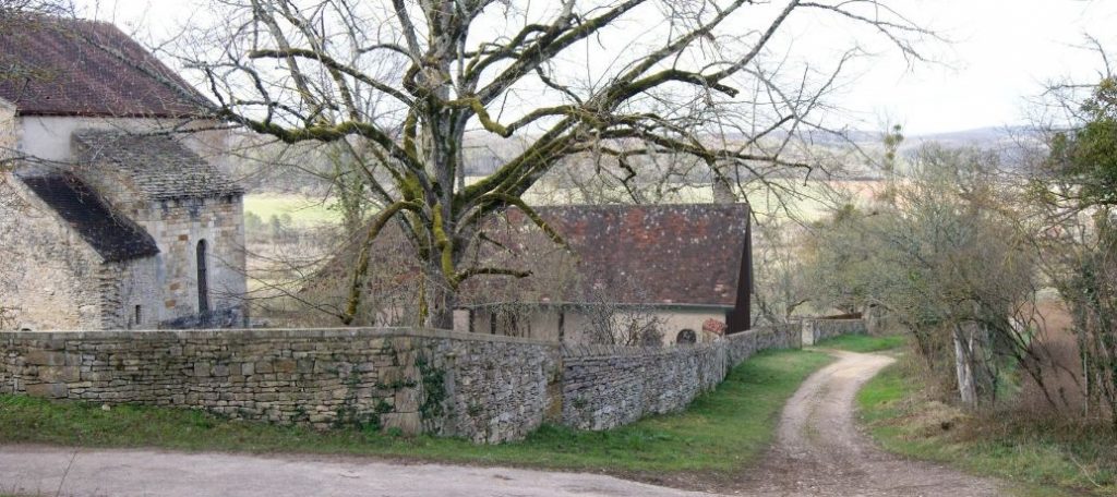 Nouveau bâtiment de “La Porterie” le long du chemin allant vers Asquins (image 3D ©ATAU)